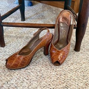 Carmellete’s “Shoes for the Lovely”